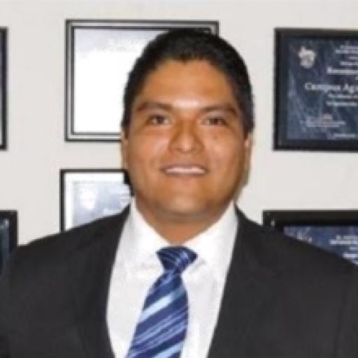 Dr. Christopher Edgar Falcón Anaya
